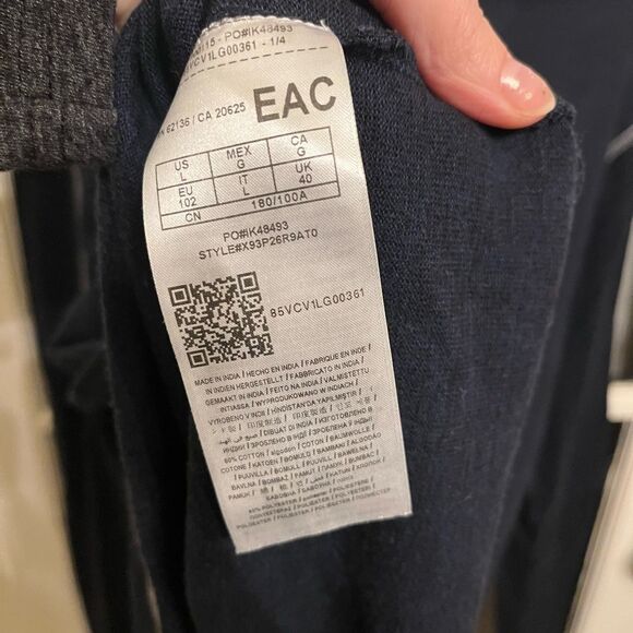 3 Top Bundle Guess Waffle Button Down Tops - Picture 13 of 16